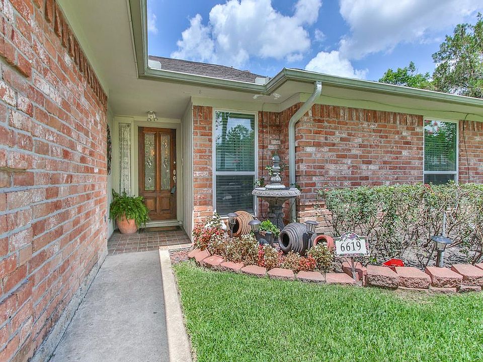 1st image of 6619 Vialinda Dr