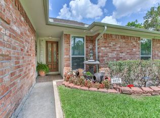6619 Vialinda Dr, Houston, TX 77083