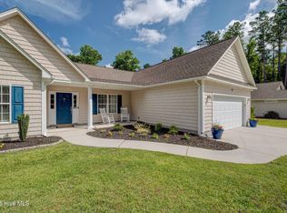 104 Milam Ct, Burgaw, NC 28425