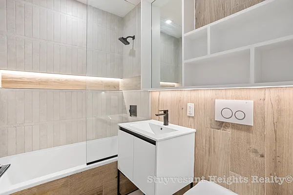 Rented by Stuyvesant Heights Realty Corp | media 43