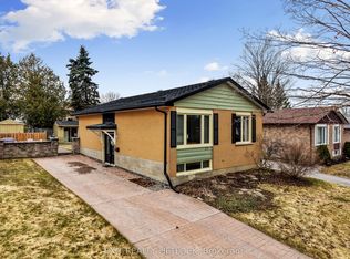 273 Maxwell Ave W, Peterborough, ON K9J 1B4