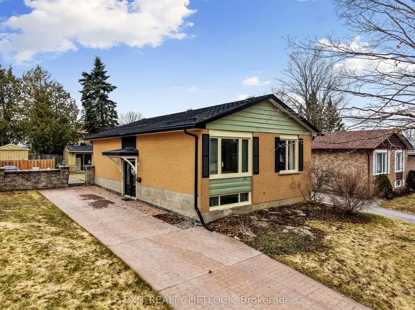 273 Maxwell Ave W, Peterborough, ON K9J 1B4