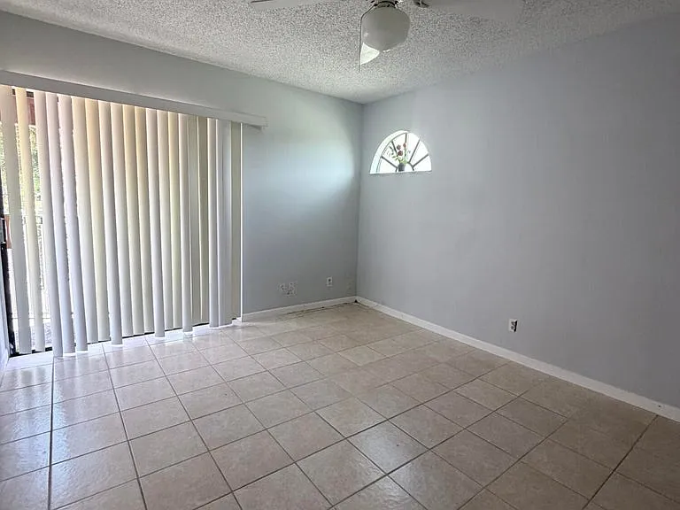 3725 Village Dr — Photo 9
