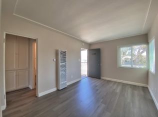3592 Mission Blvd, San Diego, CA 92109