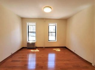 571 39th St APT 1R, Brooklyn, NY 11232