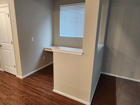 4th image of 8647 Spartacus St NE