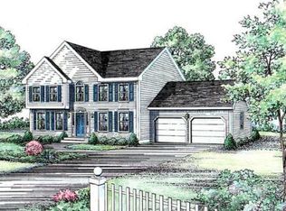 3 Fairway Dr, Haverhill, MA 01835