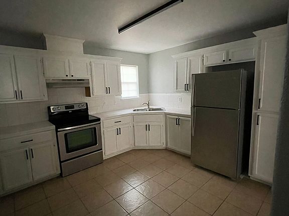 2nd image of 1205 N Sal St #6