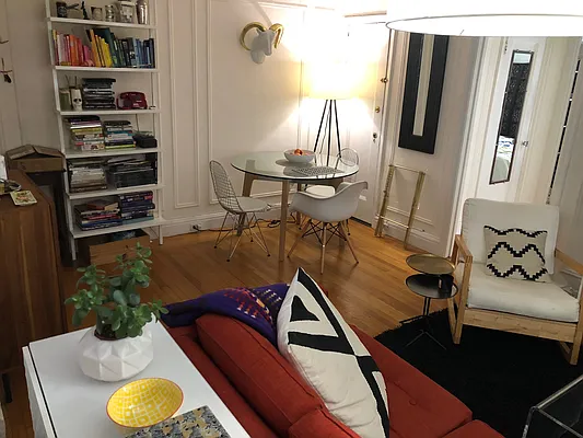 Rented by Performing Assets Corp | media 10
