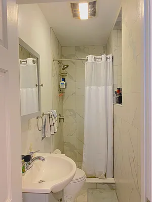 Rented by Dream NYC LLC | media 23