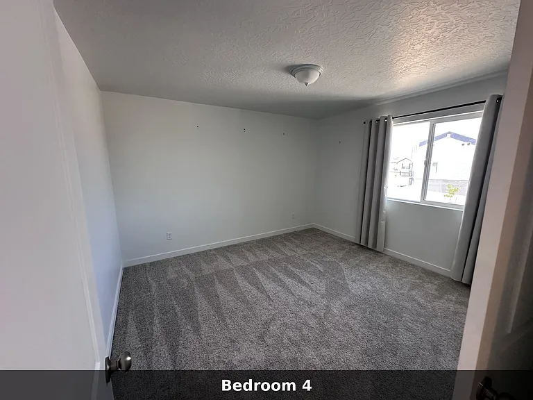 131 N Gallery St — Photo 20