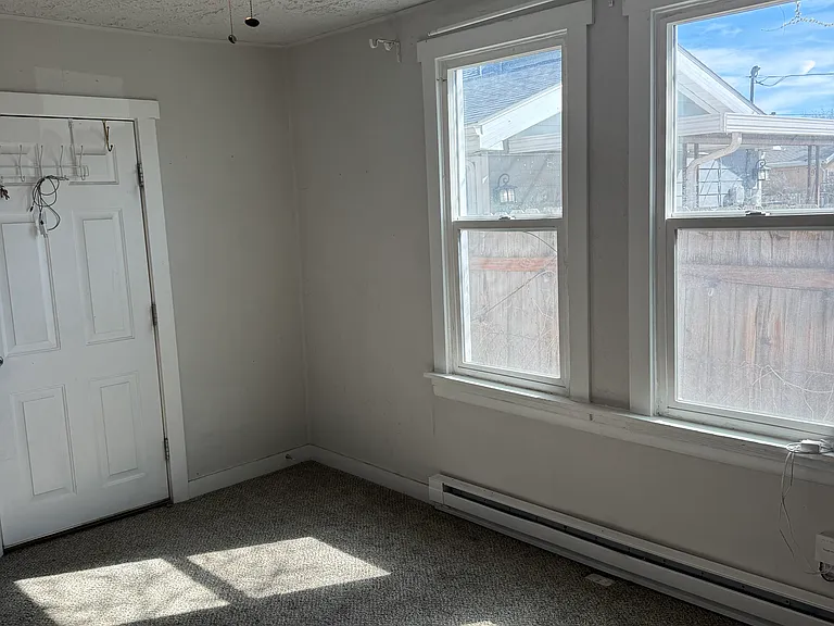 337 N Marion St #B — Photo 14