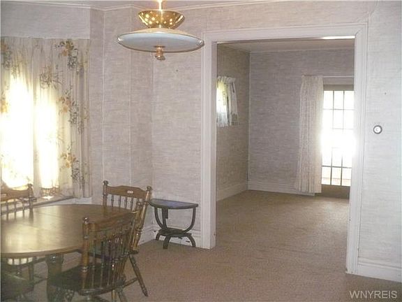 3rd image of 1045 92nd St