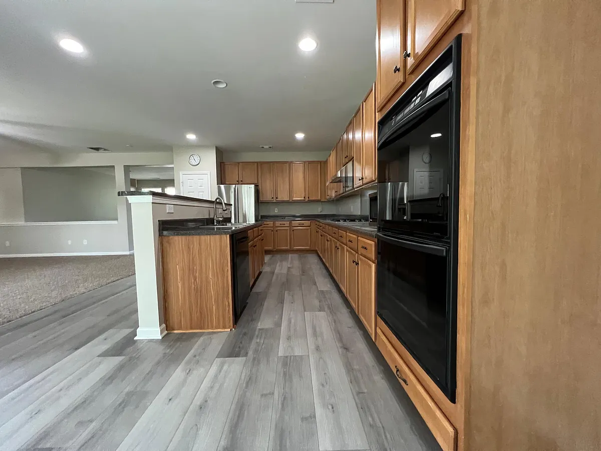 Building Photo - 6170 Sparkling Cove Ln