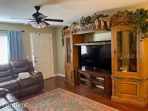 5th image of 12520R Cumberland Dr