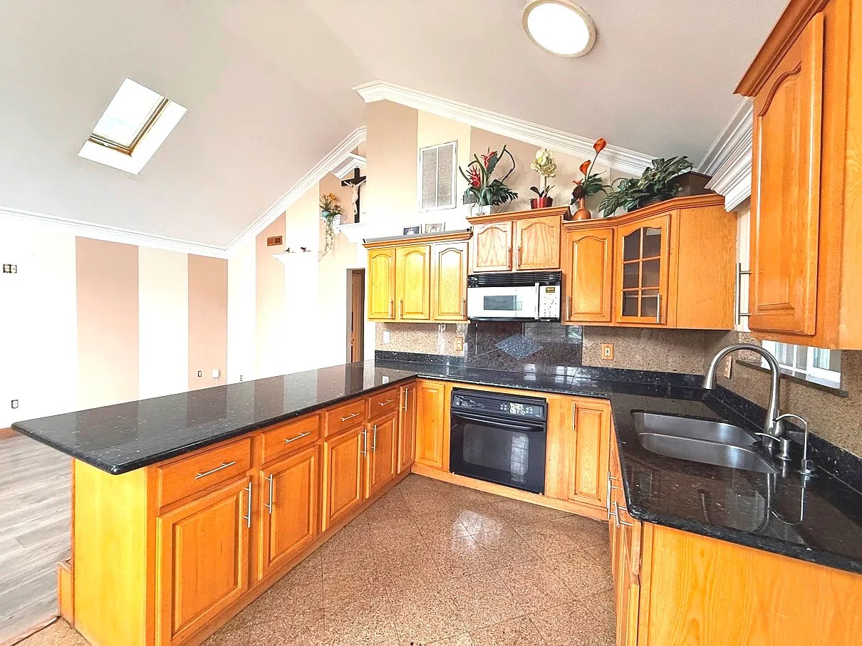 31 Canal Dr photo 1