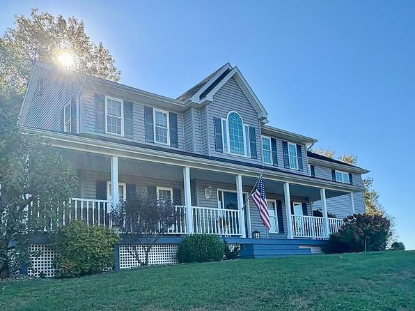 981 Lander Dr
