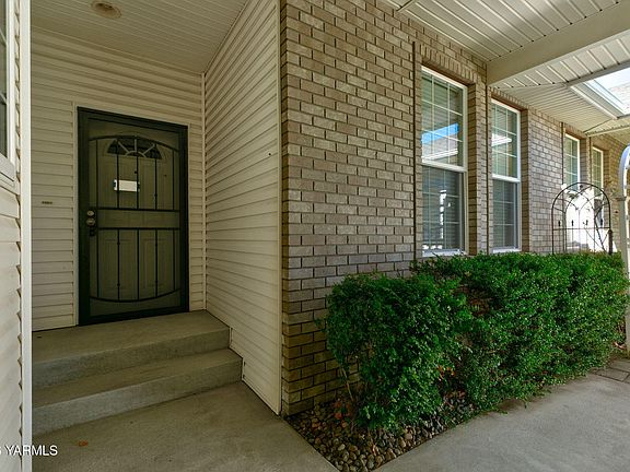 4th image of 3701 Fairbanks Ave APT I-33