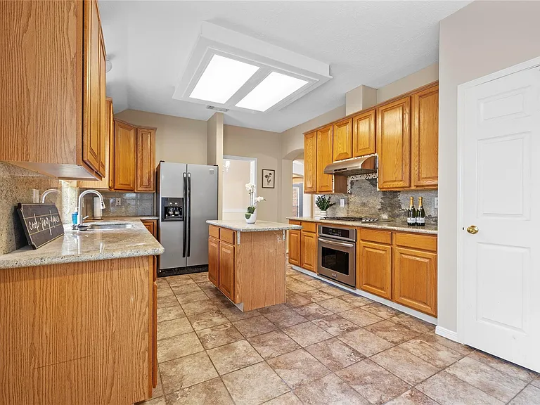 8619 Bridge Park Dr — Photo 15