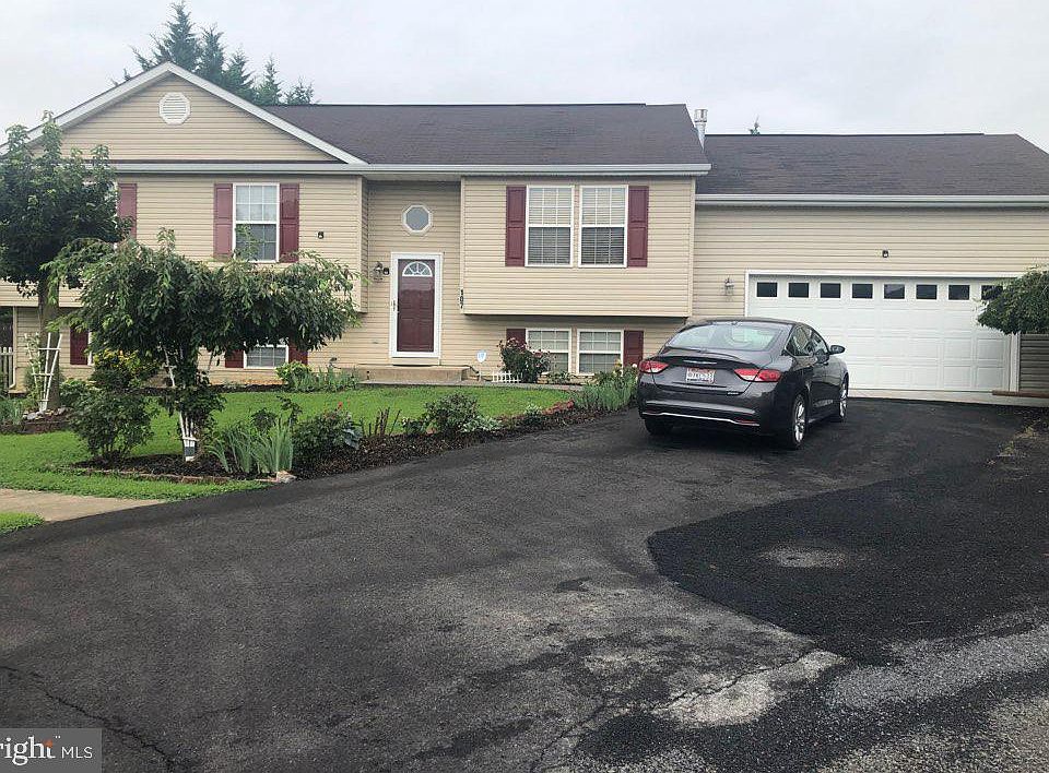 2nd image of 107 Brin Dr