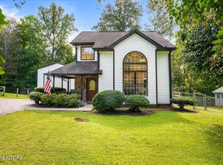 804 Pine Hollow Rd, Jacksboro, TN 37757