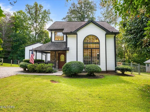 804 Pine Hollow Rd, Jacksboro, TN 37757