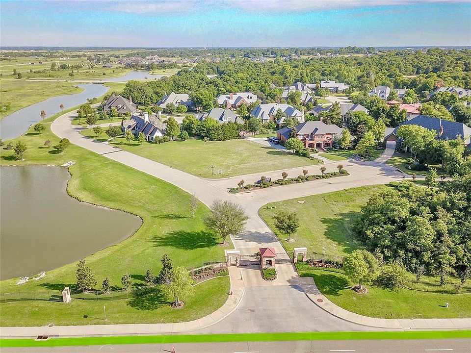 2nd image of 4005 Crittenden Link Rd #5