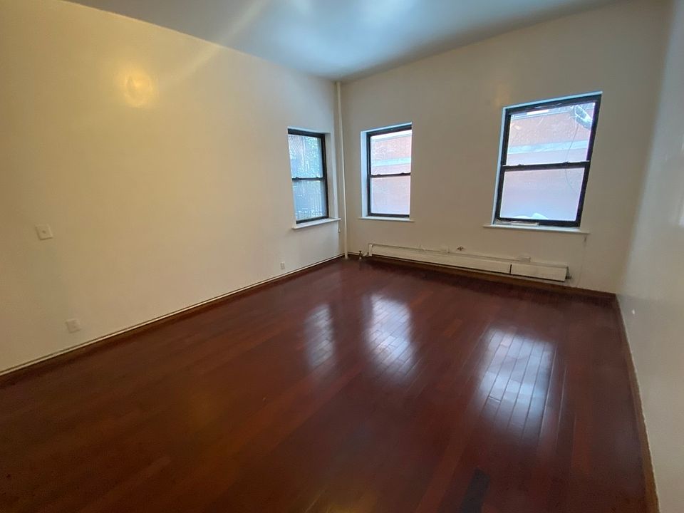 1st image of 239 E 33rd St #2F