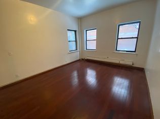 239 E 33rd St #2G, New York, NY 10016