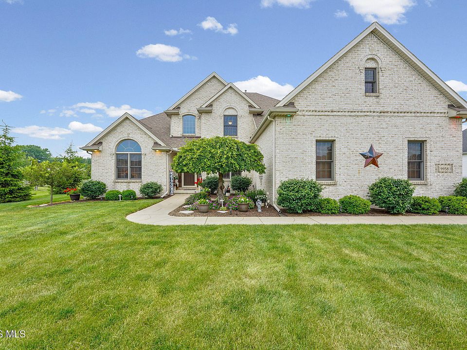 1st image of 9938 S Blue Prairie Dr