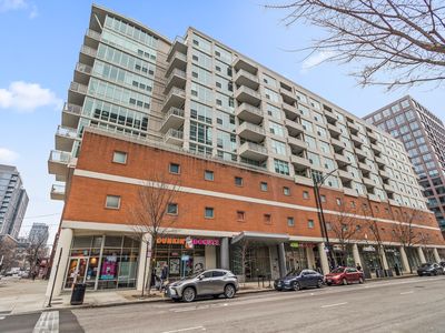 909 W Washington Blvd APT 812, Chicago, IL, 60607