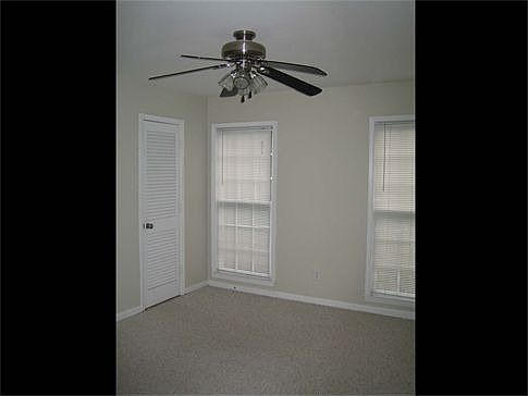 Great roommate floor plan with two bedrooms and two full baths.