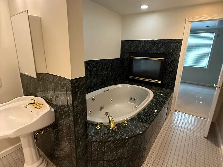 Charbern Inn — Photo 1