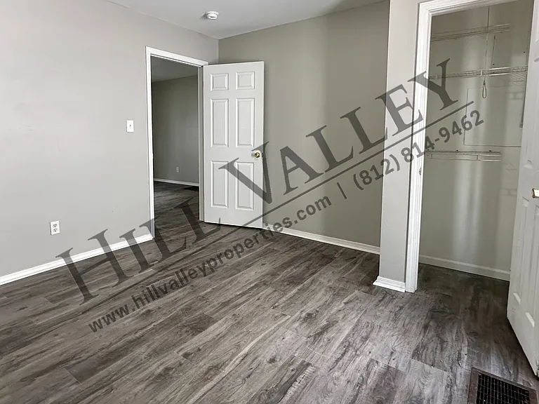 1505 S 10th St — Photo 10