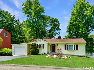 28 Pamlynn Road, Stamford, CT 06905