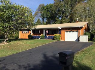267 Oak St, Jane Lew, WV 26378
