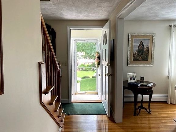 3rd image of 24 Holmes Ave