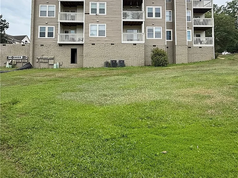 6732 Willowbrook Dr #8 — Photo 4