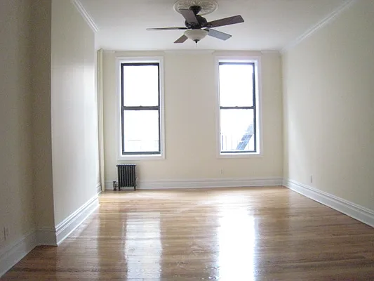 Rented by Cooper & Cooper Real Estate | media 9
