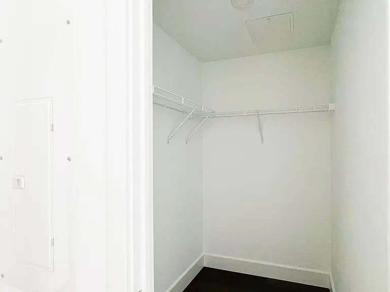 6 Greenbriar Rd #1003 — Photo 15