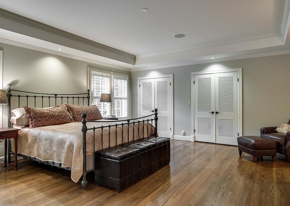 2nd image of 723 Greeley Dr