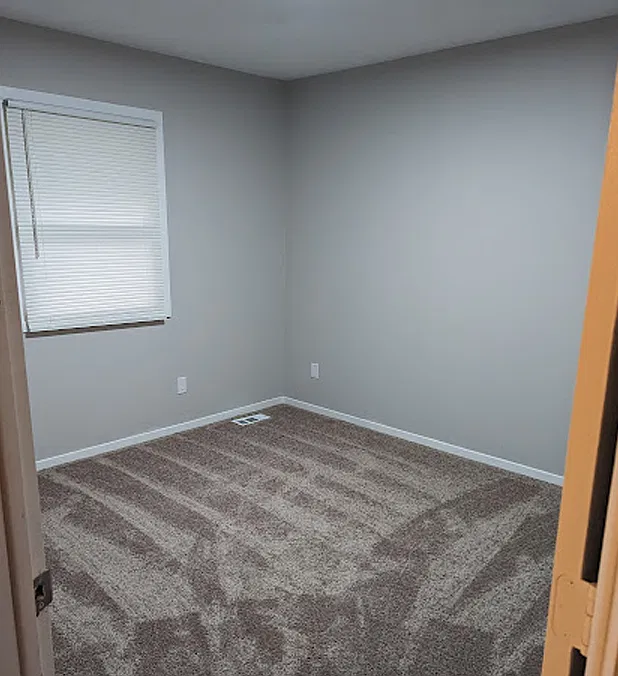 2 bed, 1.5 bath, 1050 sqft, $1,325 — Photo 2