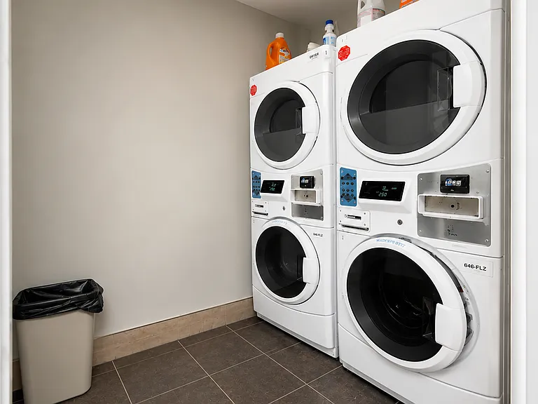 414 Suydam St #4R — Photo 7