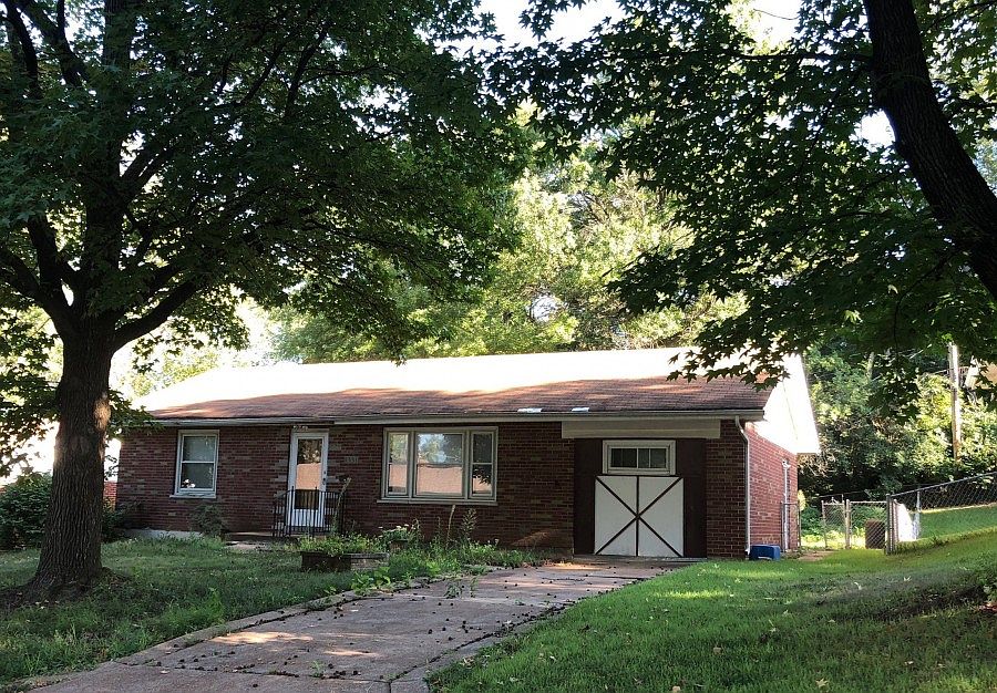 1st image of 8331 Hawkesbury Dr