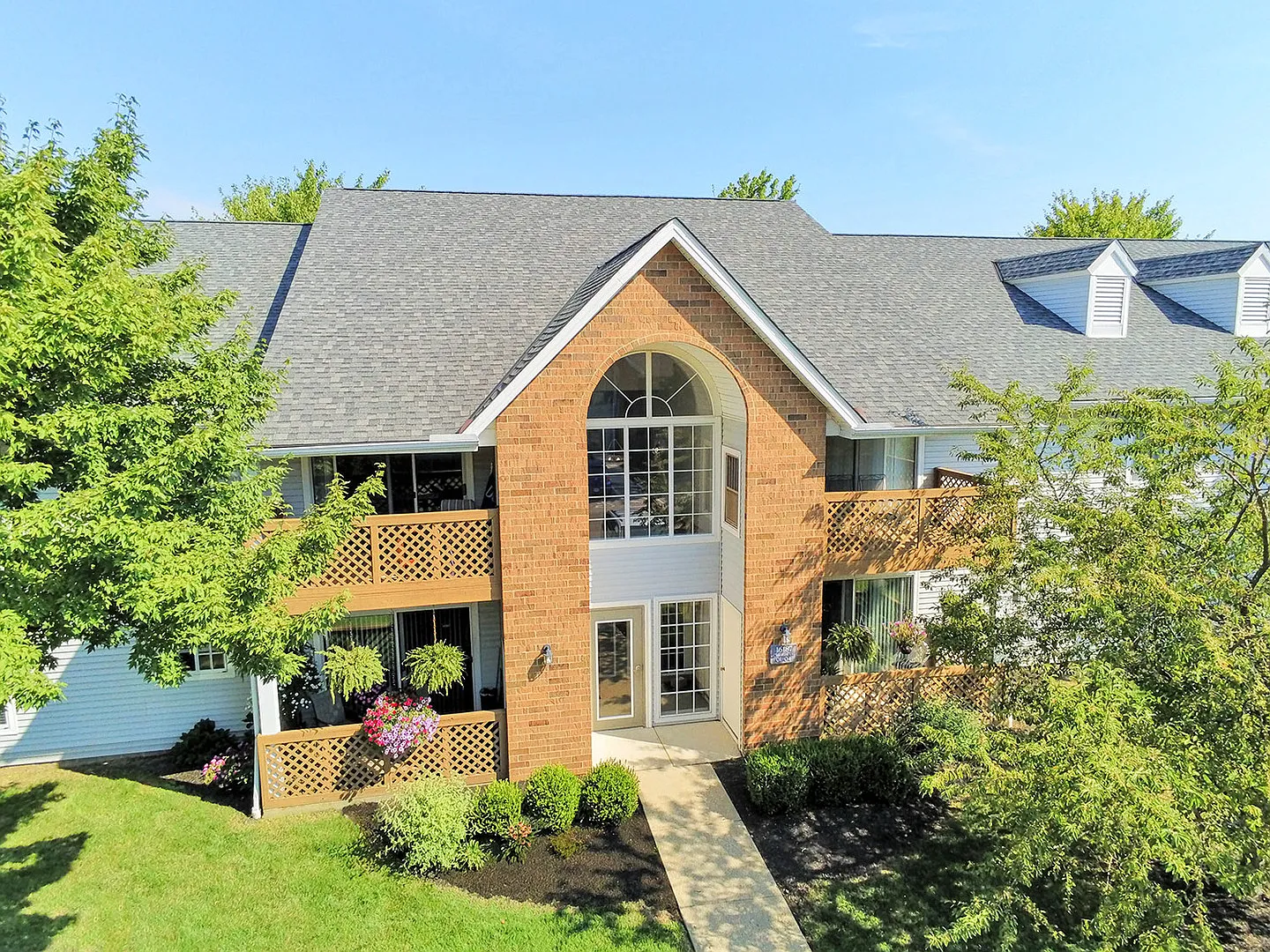 Hunters Hollow Apartments — Photo 4