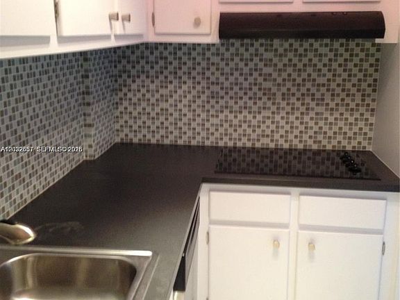 5th image of 7441 Wayne Ave APT 2O