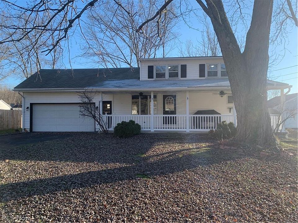 1st image of 51 Pineview Dr