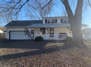 51 Pineview Dr, Youngstown, OH