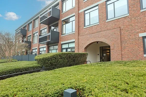100 Keyes Rd #220 — Photo 16