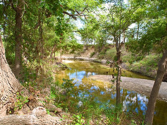 2nd image of 1690 County Road 530